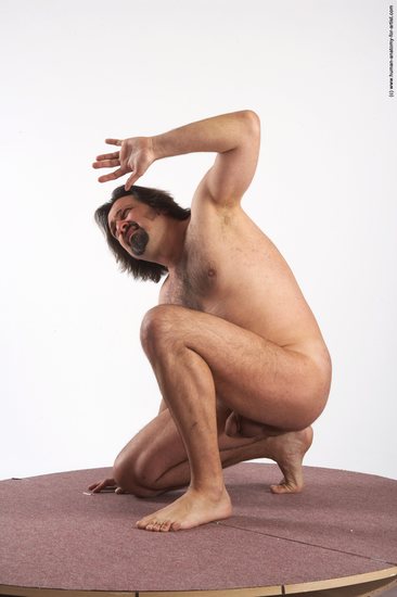 Nude Man White Kneeling poses - ALL Average Medium Kneeling poses - on one knee Black Realistic