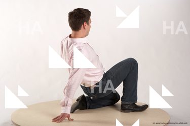 Casual Man White Kneeling poses - ALL Average Short Brown Kneeling poses - on one knee Academic
