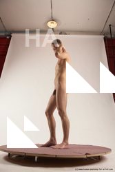 vlastimil standing 04c