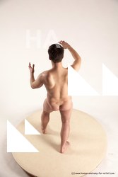 severin standing 09a