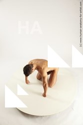 kneeling reference of lukas 03a