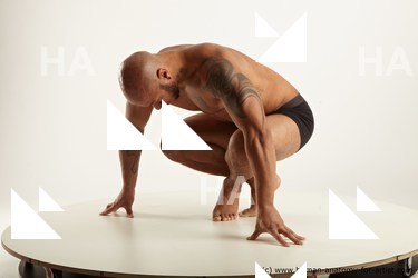 kneeling reference of ron 10