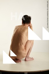 kneeling reference of sidney36