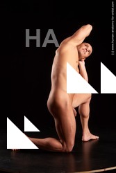 kneeling reference of george lee15