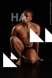 kneeling reference poses of garson09