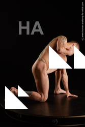 kneeling reference poses of max dior06