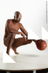 kneeling reference tiago08