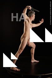 standing reference lutro 07