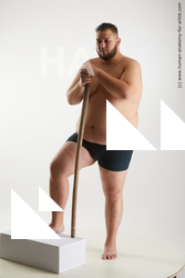 standing reference ronaldo biggato 01