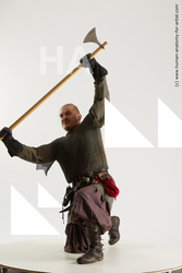 sigvid kneeling 01 02b