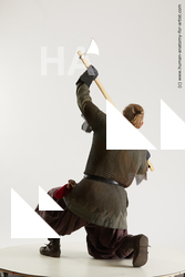 sigvid kneeling 01 07b