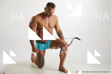 kneeling reference garrott 02