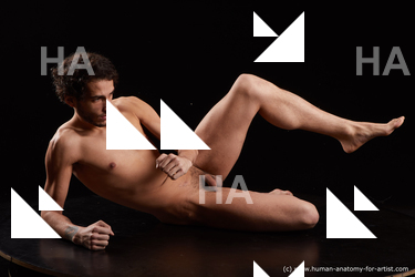 laying reference pablo 01