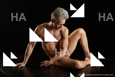 sitting reference lutro 06