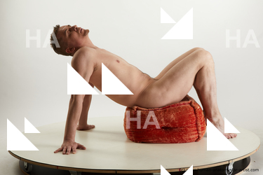 sitting reference steve q 07