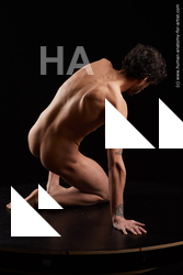 kneeling reference pablo 06