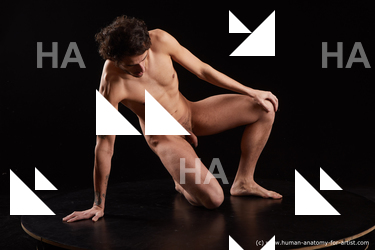 kneeling reference pablo 08