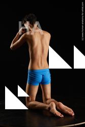 kneeling reference danior 04