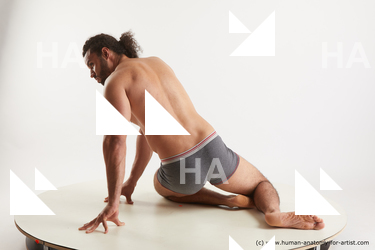 kneeling reference simeon 03