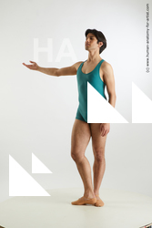 standing reference jorge 02