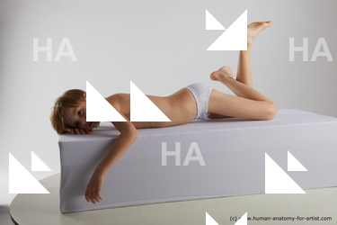 laying reference novel 08