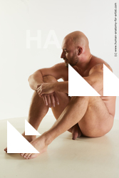 sitting reference neeo 02