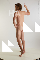 standing reference arvid 04