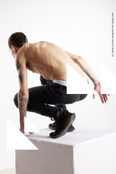 sitting reference dio 04