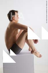 sitting reference brett 01