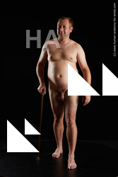 standing reference louis 01