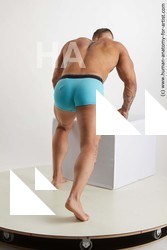 standing reference garrott 05