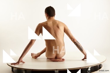 sitting reference willard 05