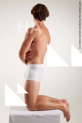 kneeling reference lyle 03