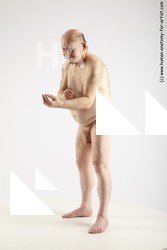 standing reference vratislav 02