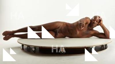 Lying reference poses Virgil