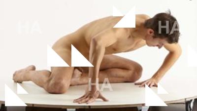 Kneeling reference poses Moric