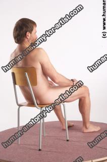 radek sitting 06