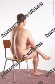 eduard sitting 28