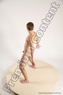 alexandr standing 06a