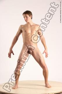 alexandr standing 01b