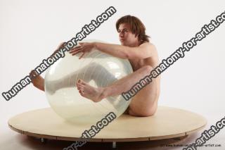 Svetozar - poses with gym ball
