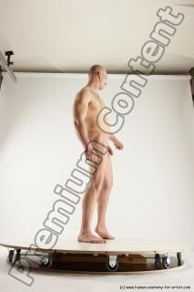 florian standing 28c