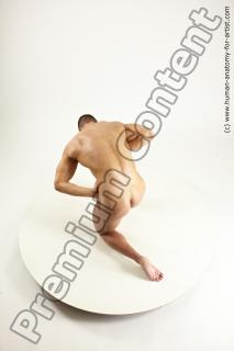 exner kneeling 04 07a