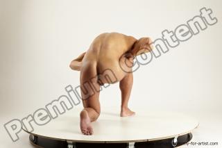 exner kneeling 04 10b