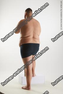 standing reference ronaldo biggato 04