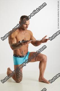 kneeling reference garrott 08