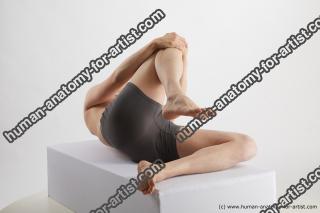 laying reference brett 06