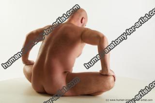 sitting reference neeo 06