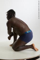Kneeling reference poses Kato Abimbo
