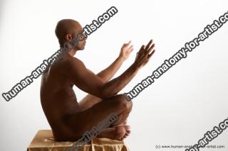 sitting reference tiago 07